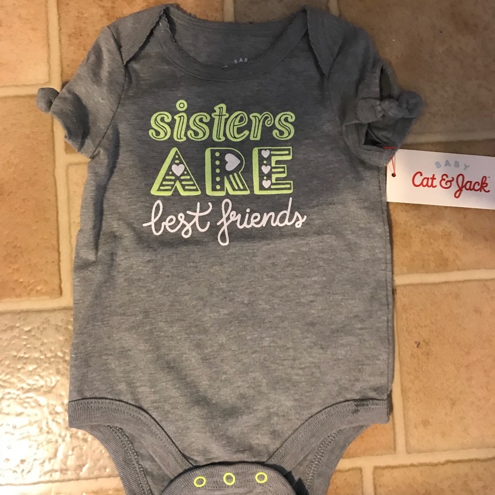 NWT 0-3 girls onesie